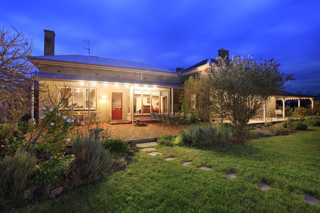 Lochinver Homestead And Cottages Maryborough Exterior photo